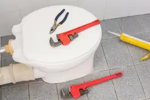 Plumbing Fixtures & Toilet